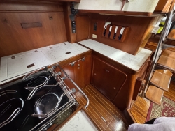 Oyster 48 ft 485 Center Cockpit 1993 YX0100000462