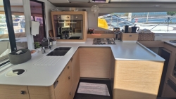 Fountaine Pajot 42 ft Astrea 42 Owners Version 2024 YX0100000471