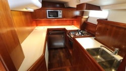 Beneteau 57 ft Center Cockpit 2005 YX0100000451