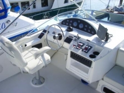 Bayliner 39 ft 3988 Command Bridge 2002 YX0100000235