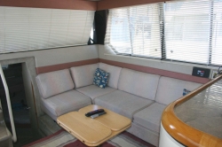 Bayliner 43 ft 4387 Motoryacht 1990 YX0100000166