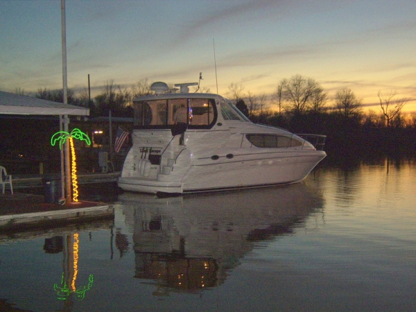 39 foot sea ray motor yacht